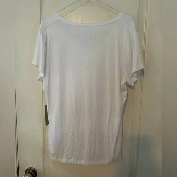 BOODY White V-Neck Short Sleeve Tee - Picture 5 of 8